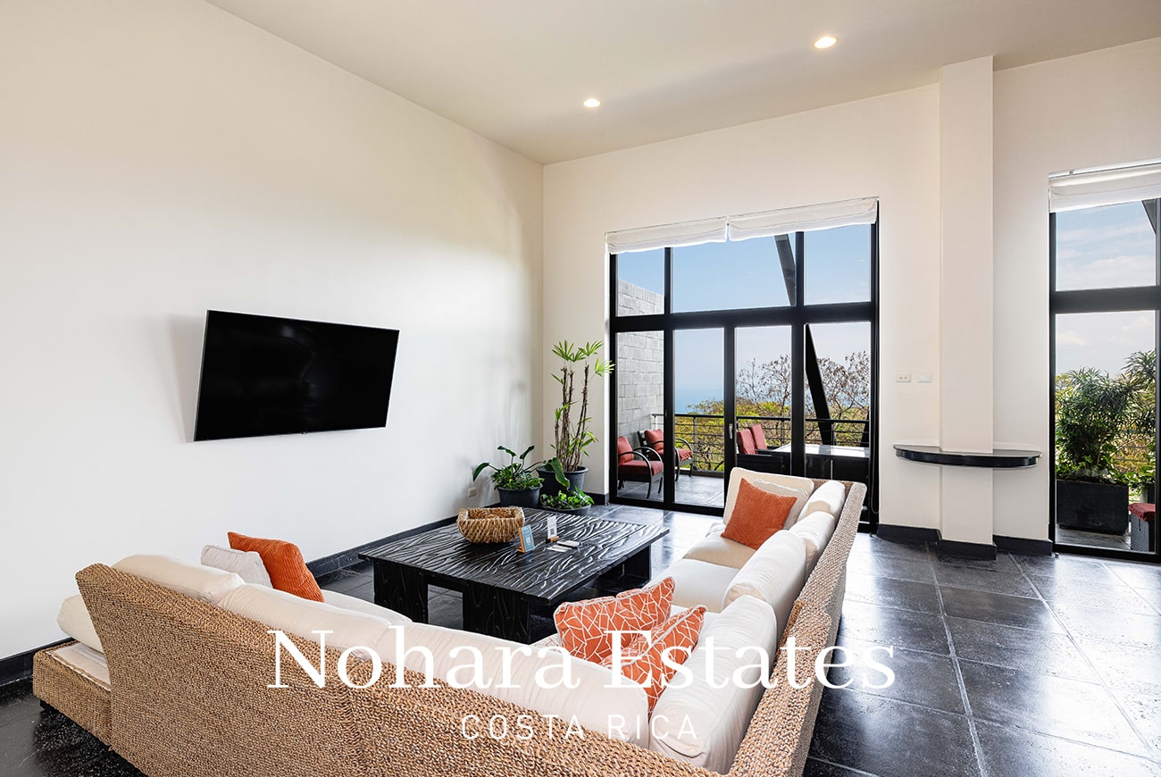 Los Altos Penthouse Logo 71 Min