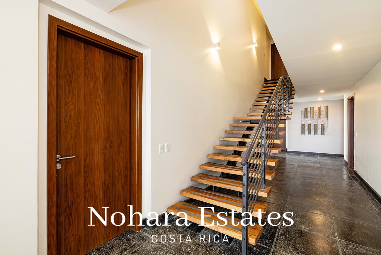 Los Altos Penthouse Logo 80 Min