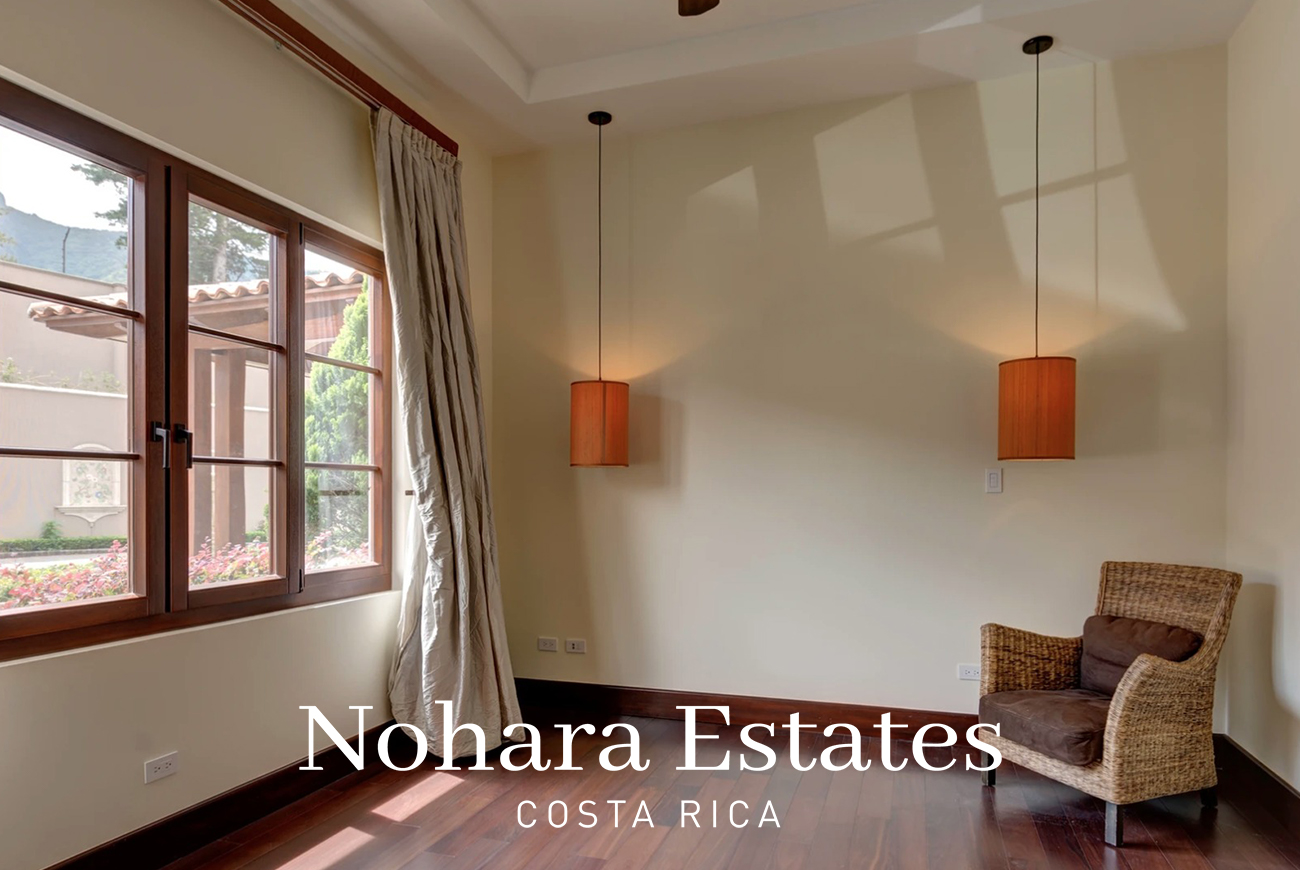 La Lolas State Mountains Of Escazu Branded 22