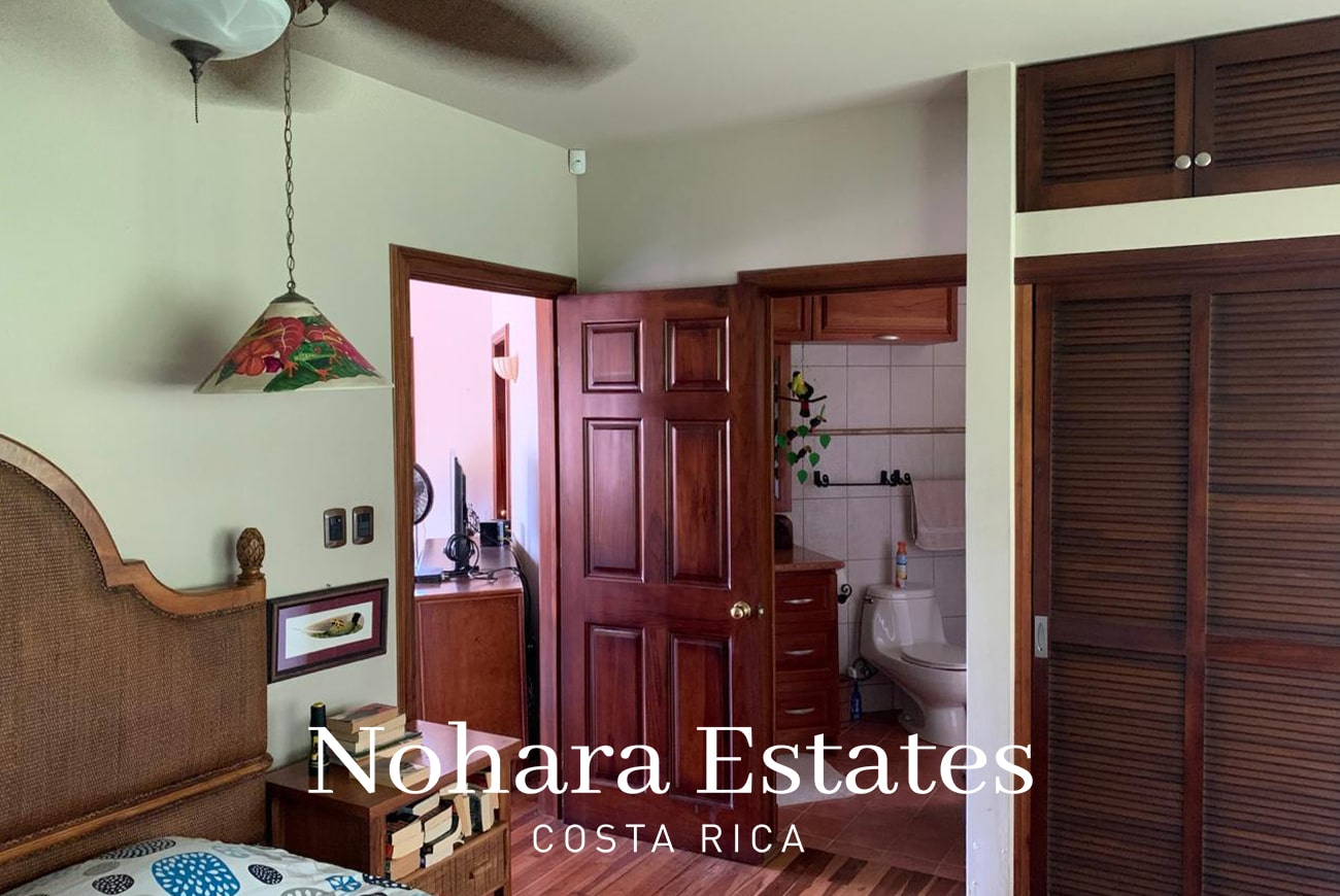Buena Vista 6 Logo 47 Min